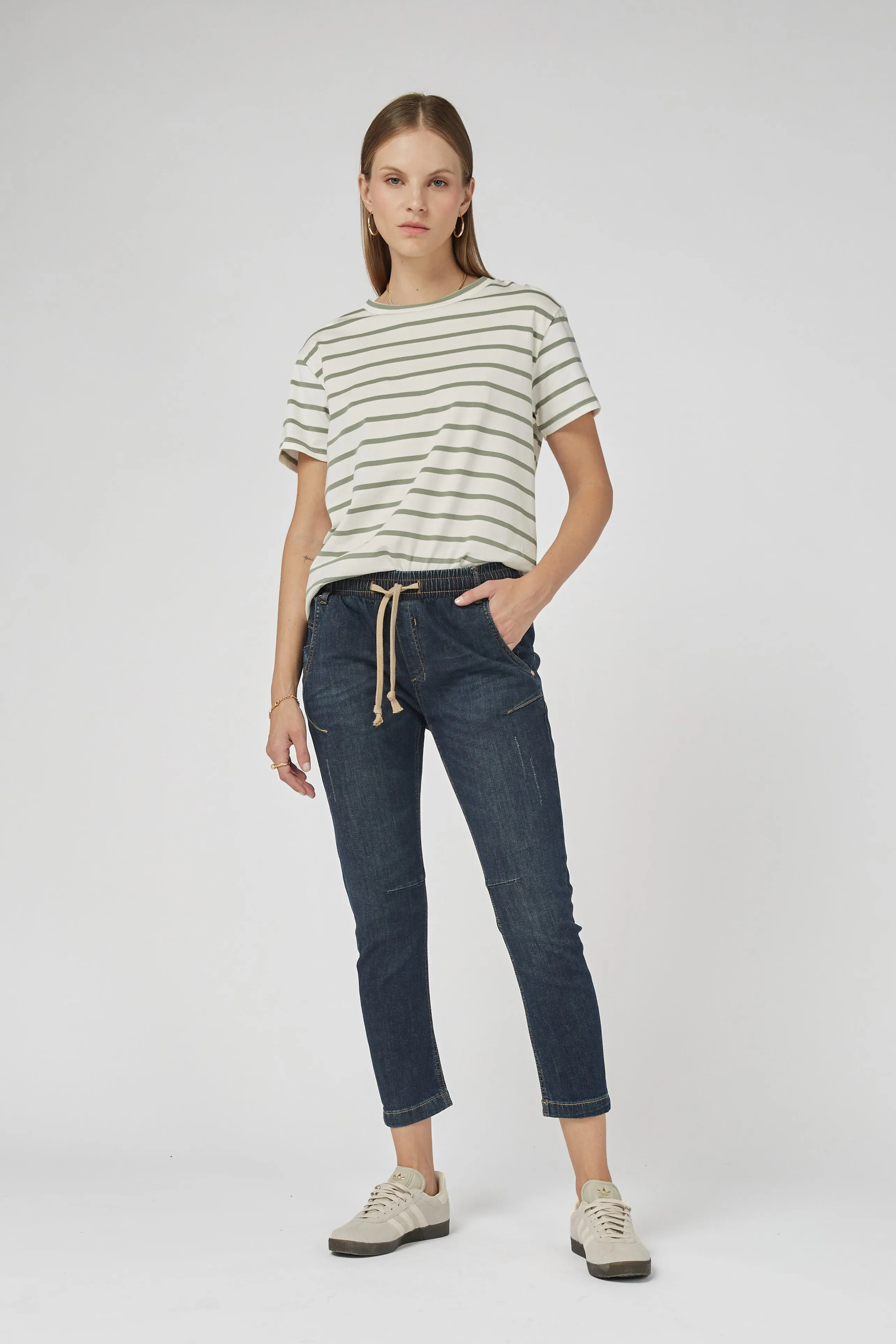 Active Denim Rinse Jeans