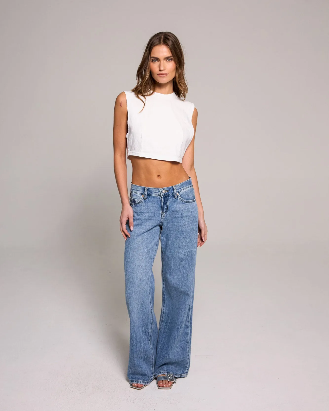 Classic Rise Tomboy Jeans - Light Indigo