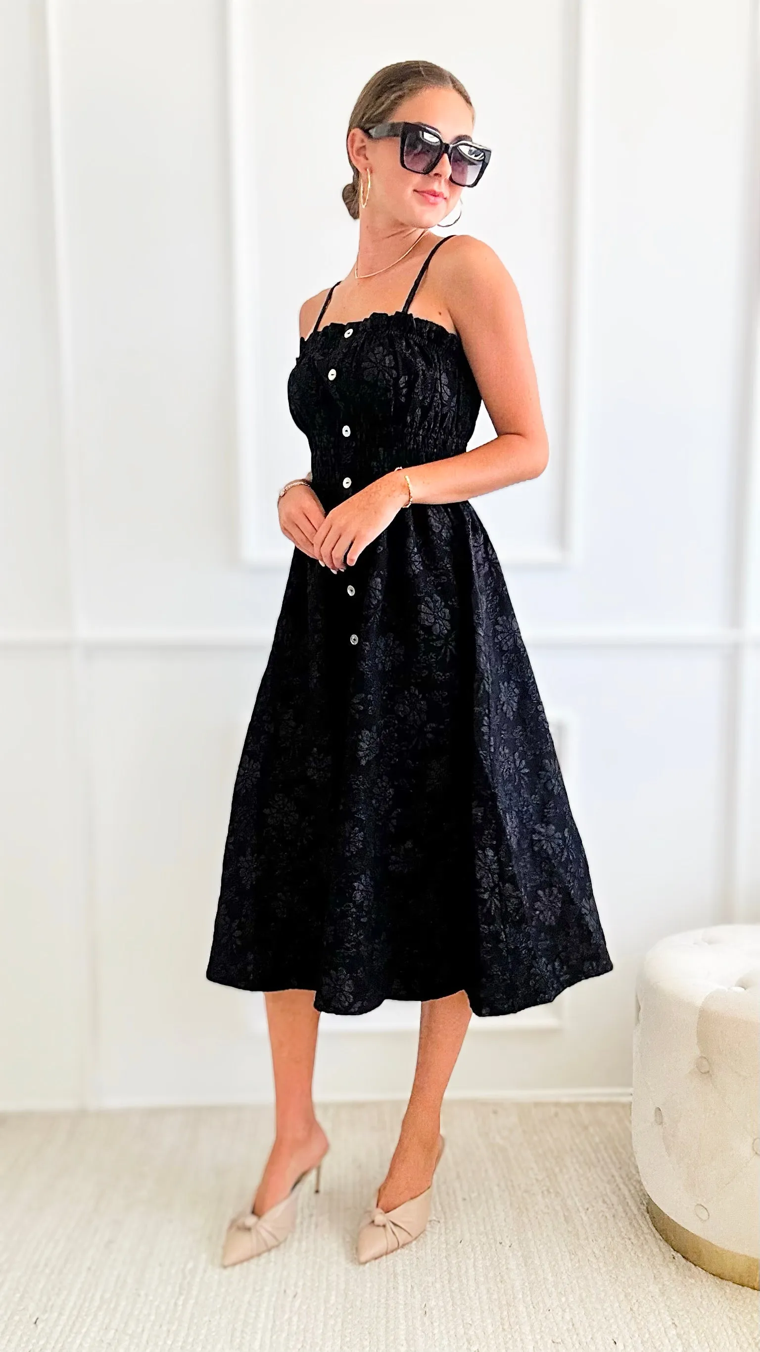Floral Sleeveless Midi Dress - Black