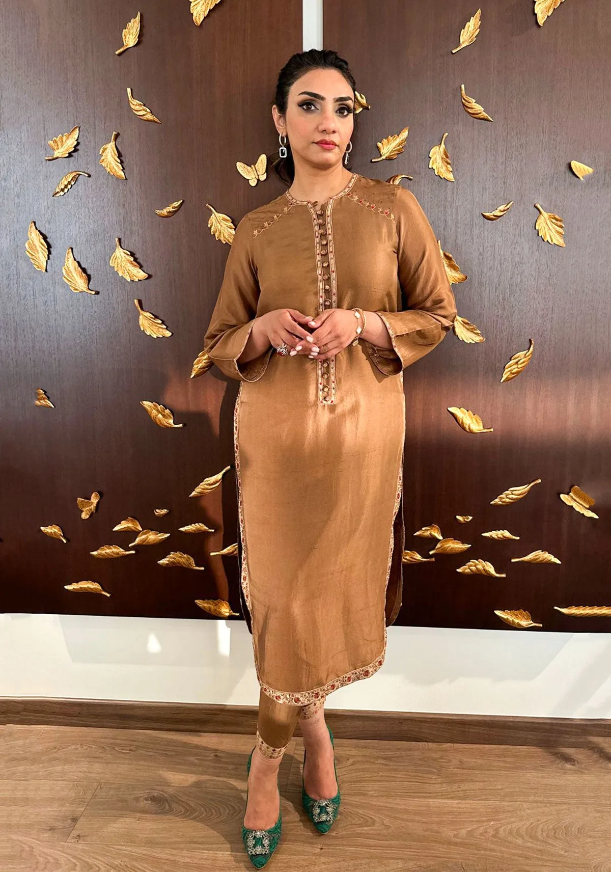 Graceful Floral Elegance