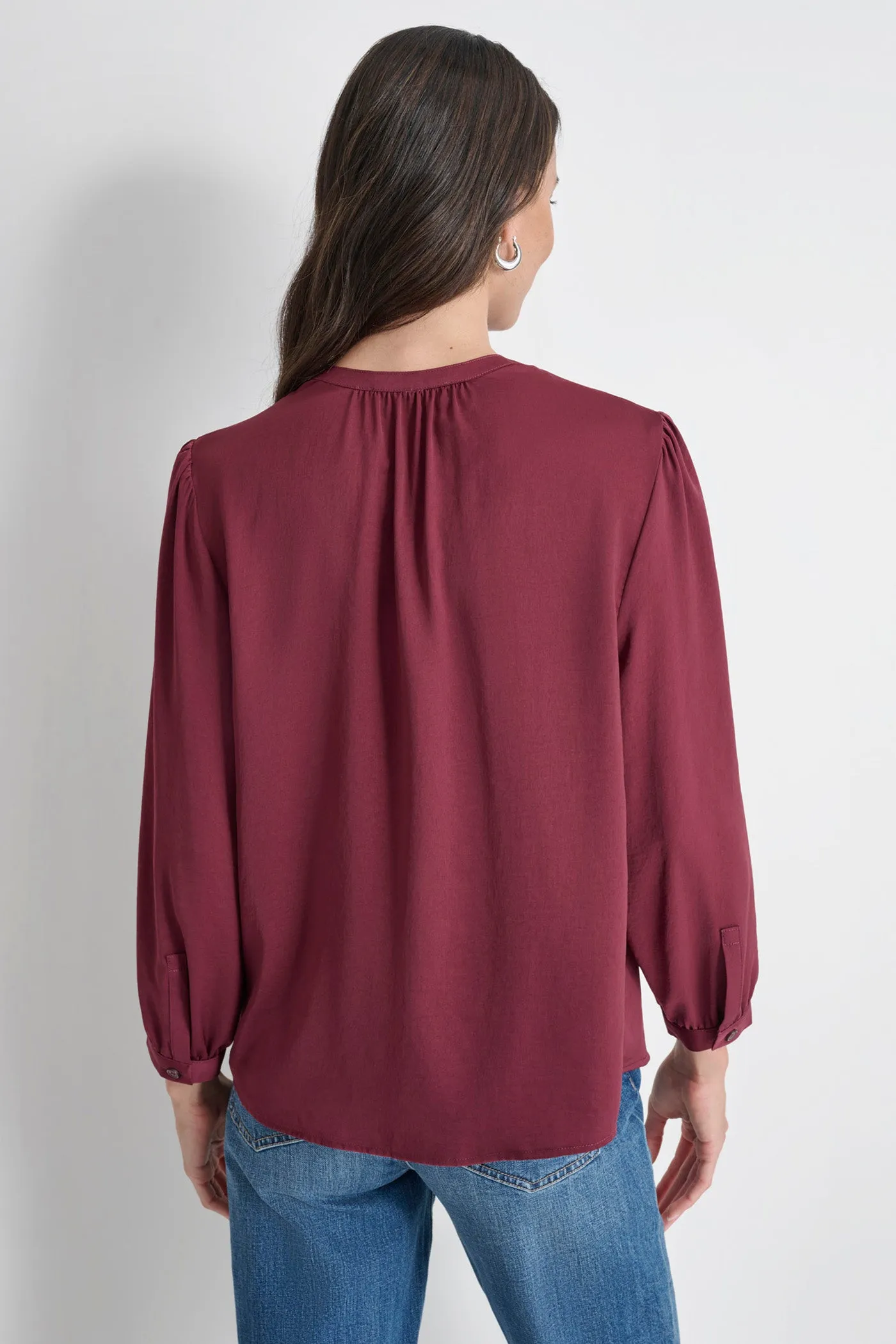 JEWEL NECKLINE BUTTON HENLEY
