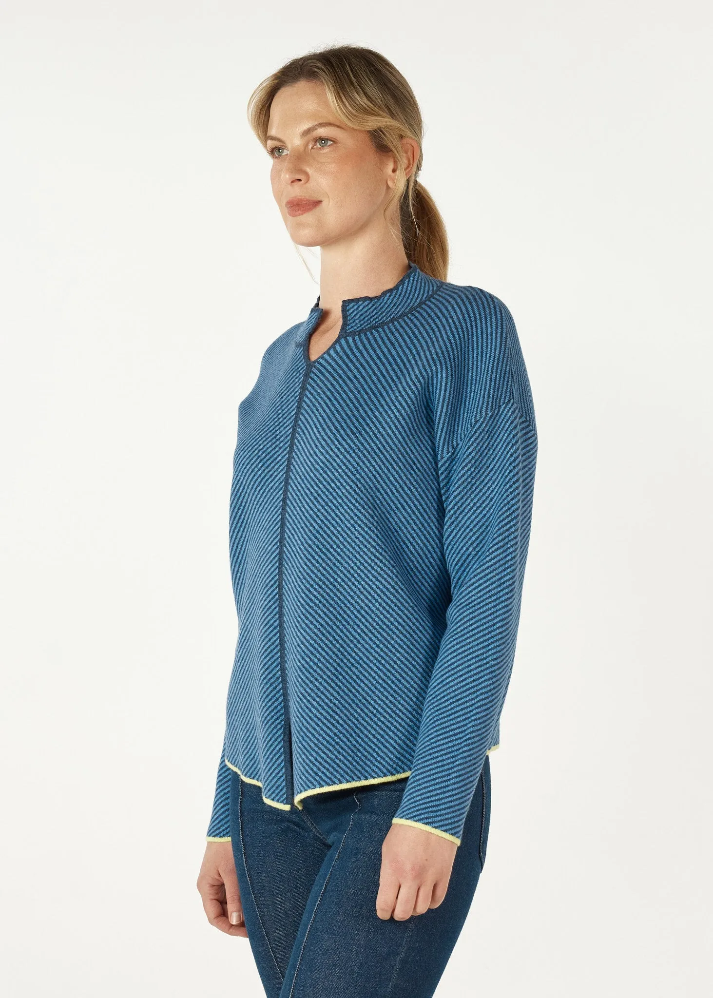 Neru Collar Jumper