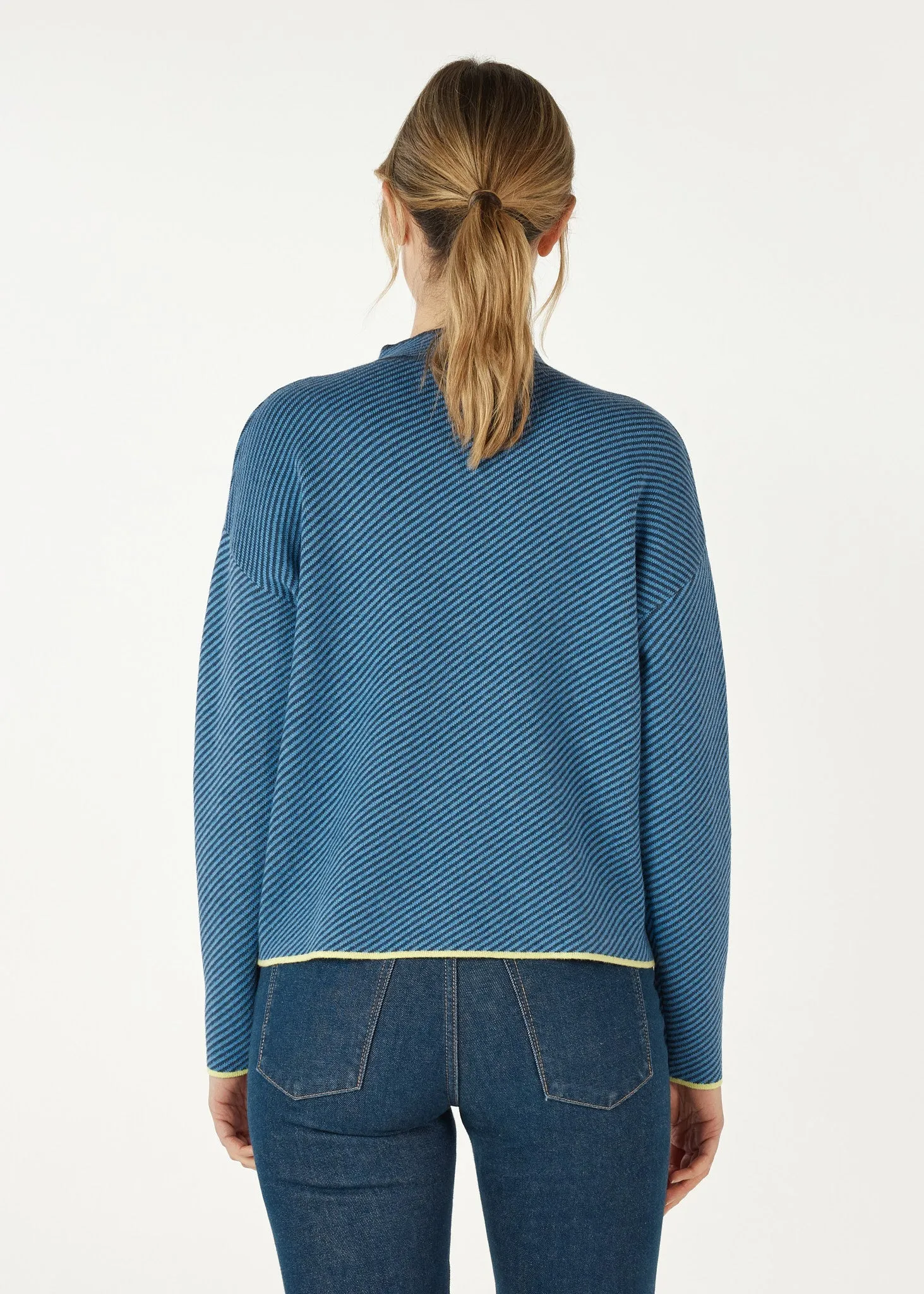 Neru Collar Jumper