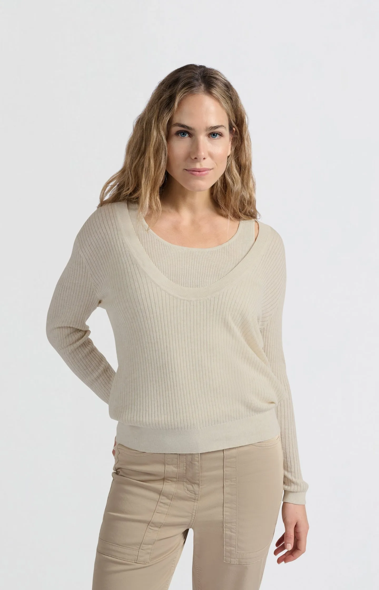 Ribbed sweater with tank top and loose fit